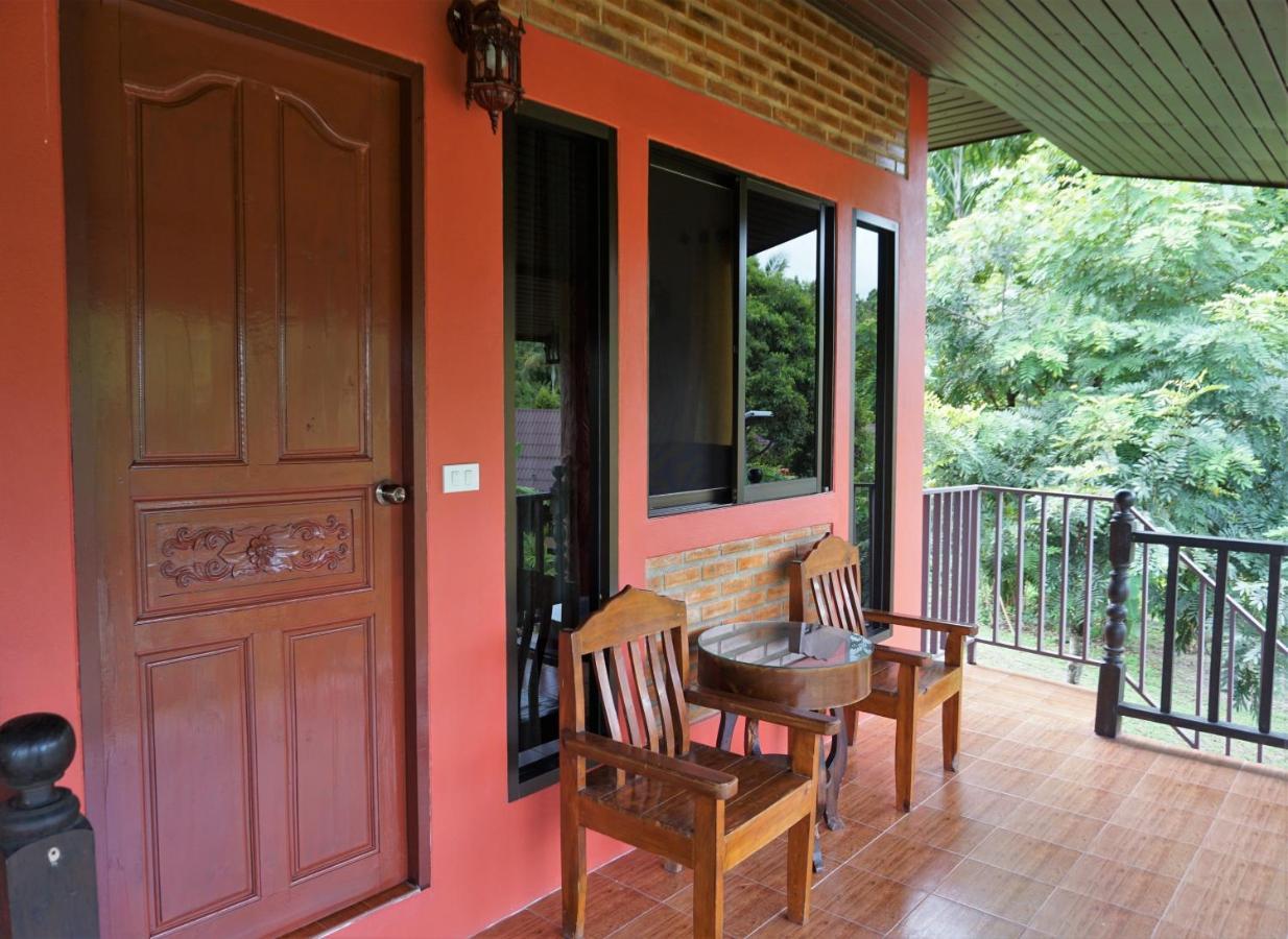 Ban Rai Tin Thai Ngarm Eco Lodge Merim Kültér fotó