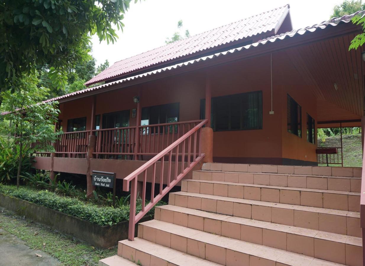 Ban Rai Tin Thai Ngarm Eco Lodge Merim Kültér fotó