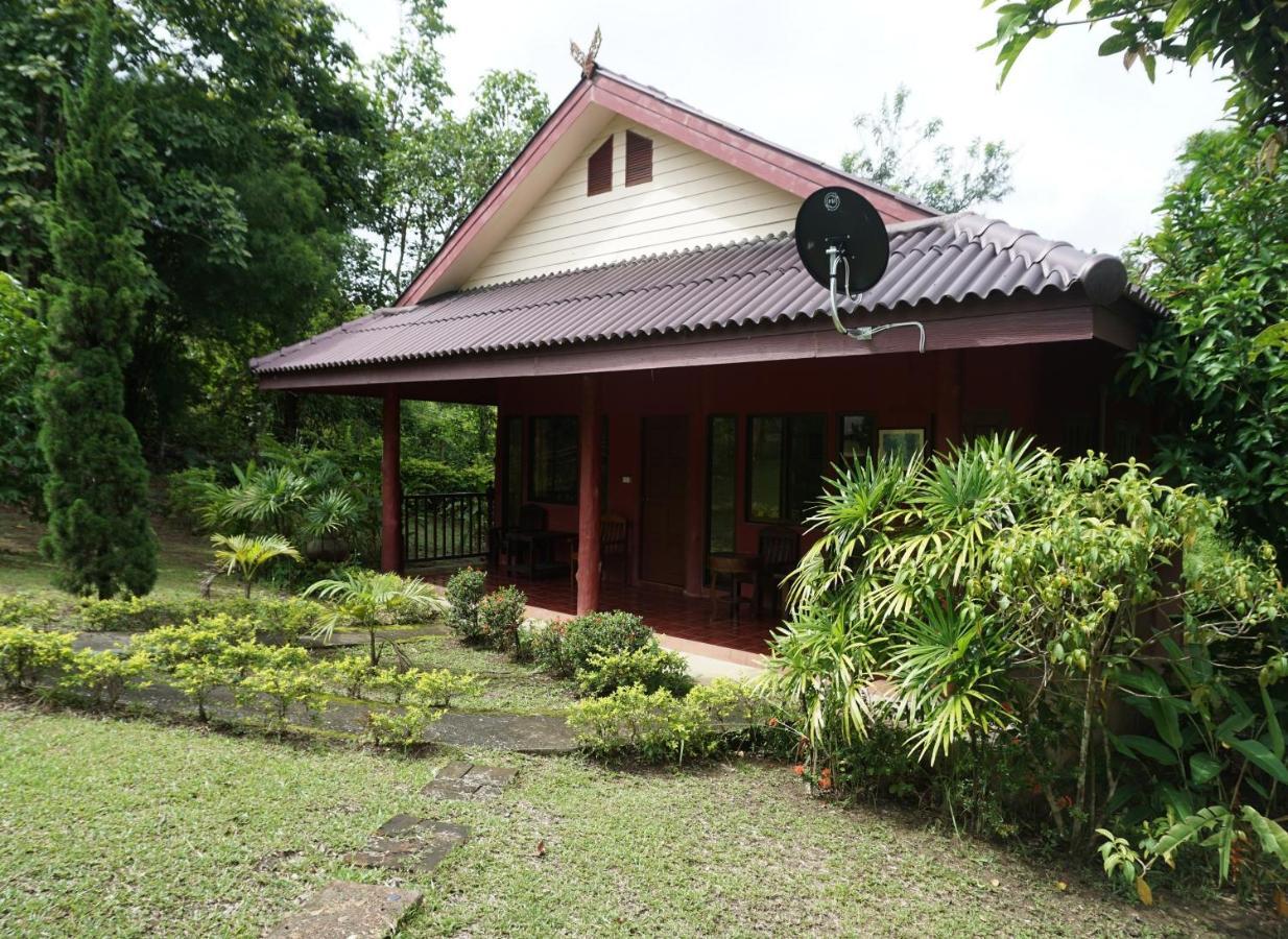 Ban Rai Tin Thai Ngarm Eco Lodge Merim Kültér fotó