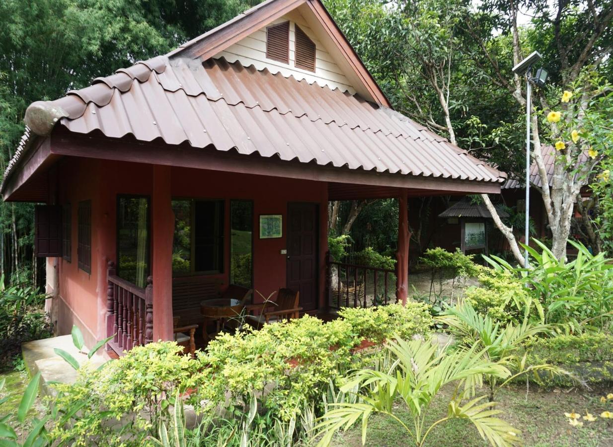 Ban Rai Tin Thai Ngarm Eco Lodge Merim Kültér fotó
