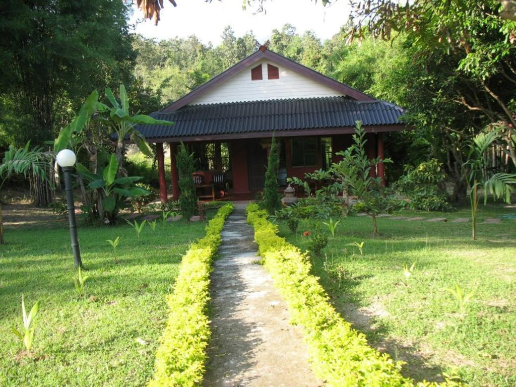 Ban Rai Tin Thai Ngarm Eco Lodge Merim Kültér fotó